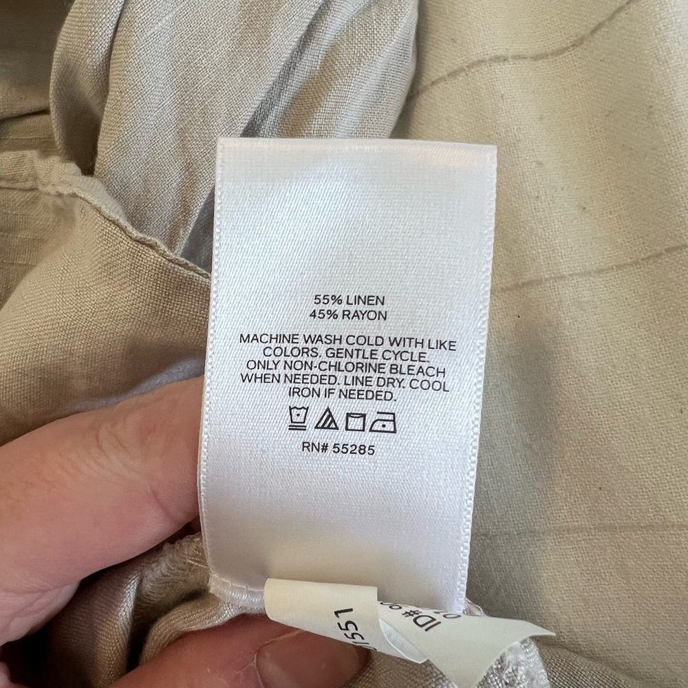 Express Linen Button-Down Puff Sleeve Blouse - image 5